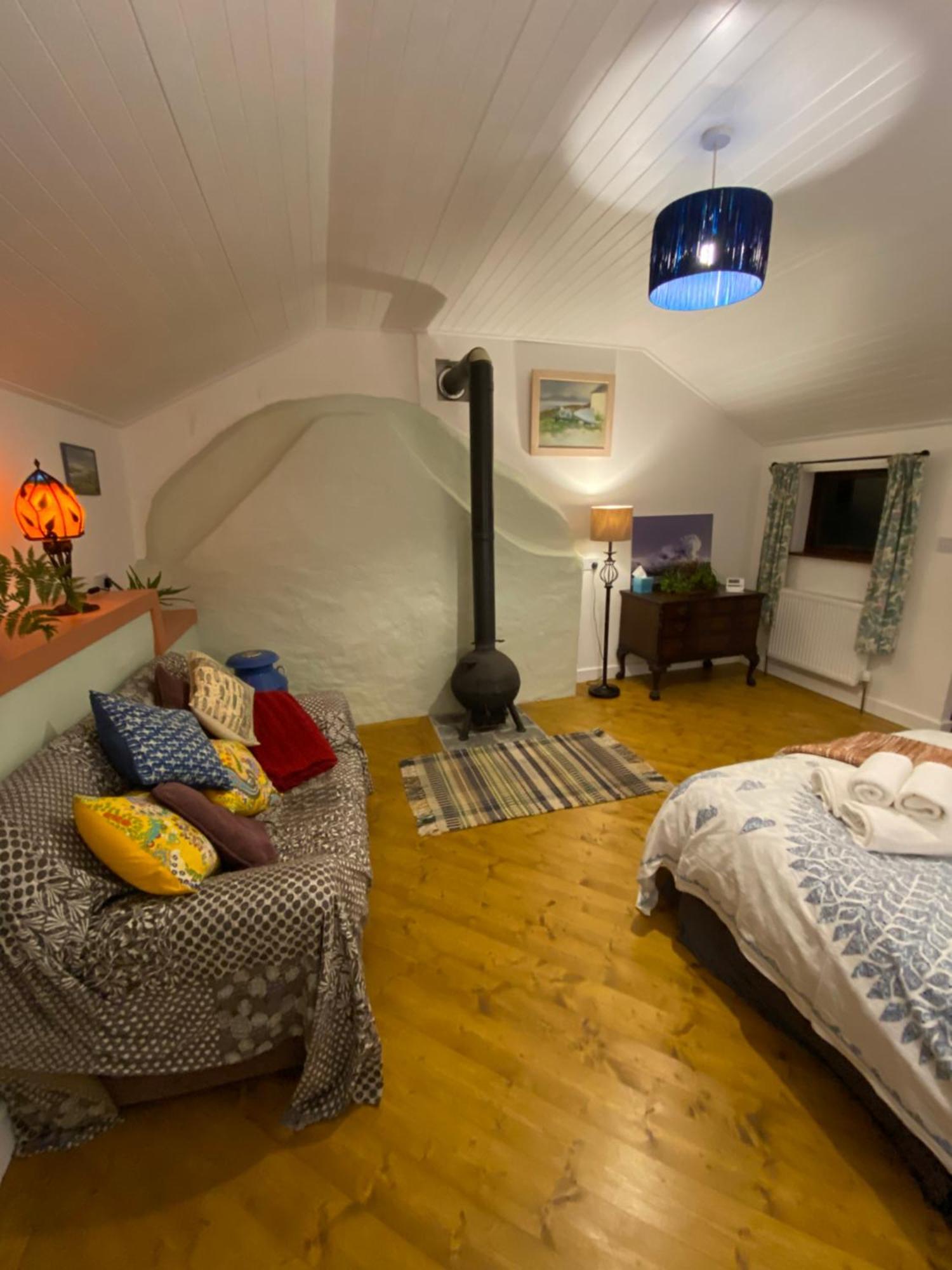 Unique Old Stone Cottage Killarney Ngoại thất bức ảnh